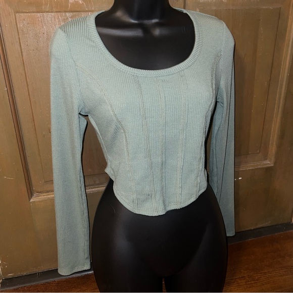 ⭐️NWT Altar'd State Green Ribbed Long Sleeve Corset Cropped Top Size S - Picture 5 of 12